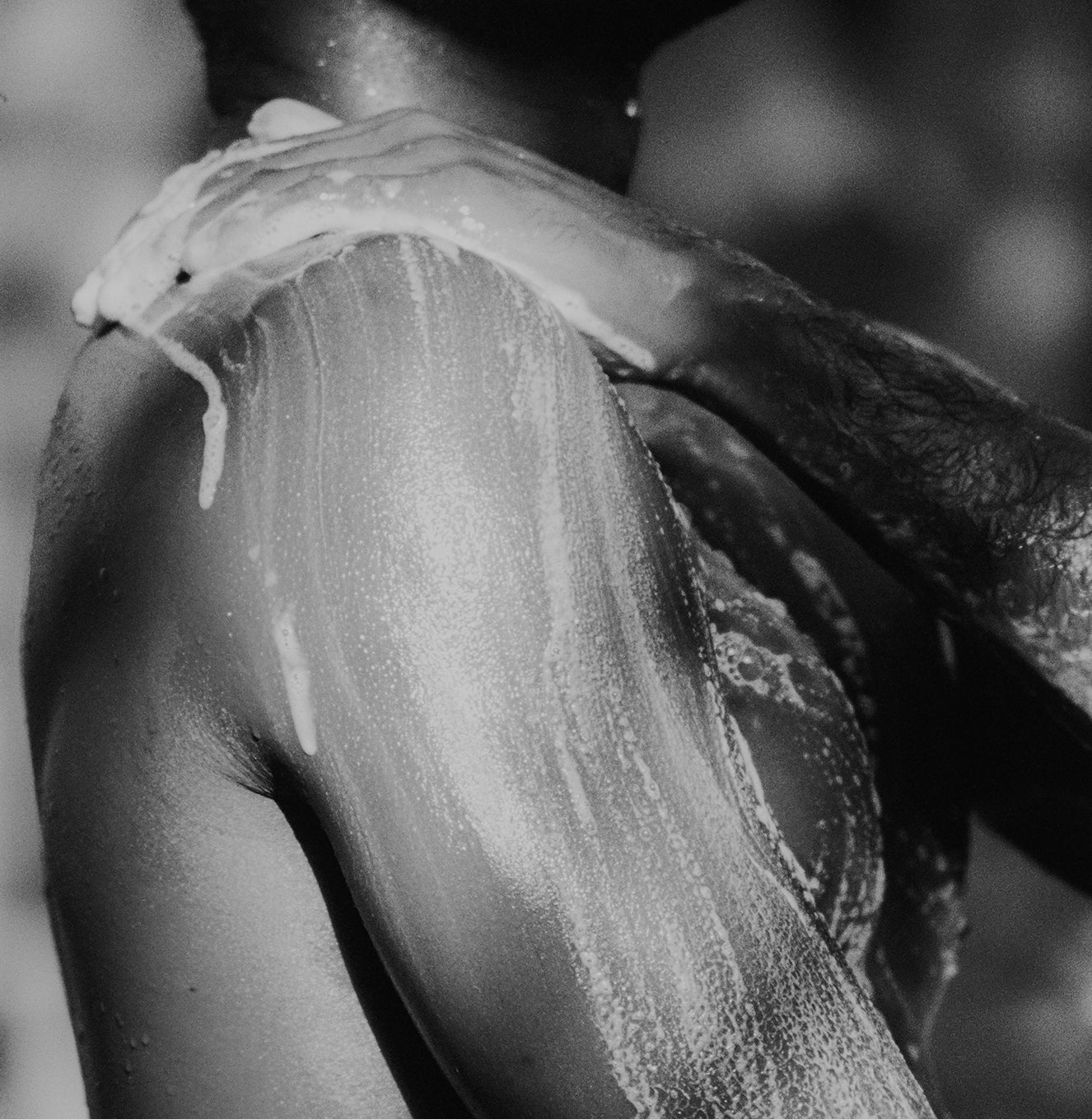 4-Seascape_Body-Wash_Skin-Nourishing_Lifestyle_3000x.jpg